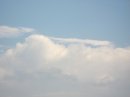 画像: ふんわりした雲が
