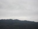 画像: 雨で空は