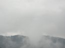 画像: 山のかなり手前まで