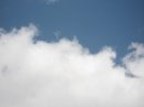 画像: フワフワの雲が