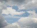 画像: 雲の多い空でしたが