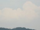 画像: ぼんやりと雲が