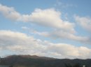画像: 長〜い雲、