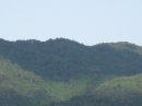 画像: 山に陰影があって