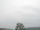 画像: どちらを見ても曇り、