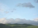 画像: 魚が泳いでいるような空
