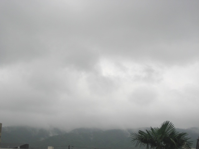画像: 宵々々山の空。。