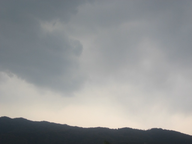 画像: 雲がとぎれて