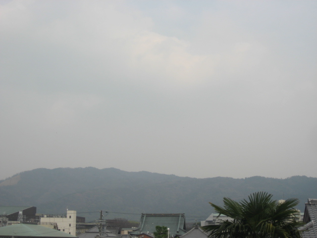 画像: 曇って