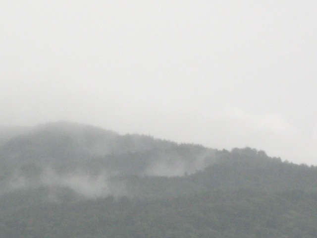 画像: 9月の終わりは雨