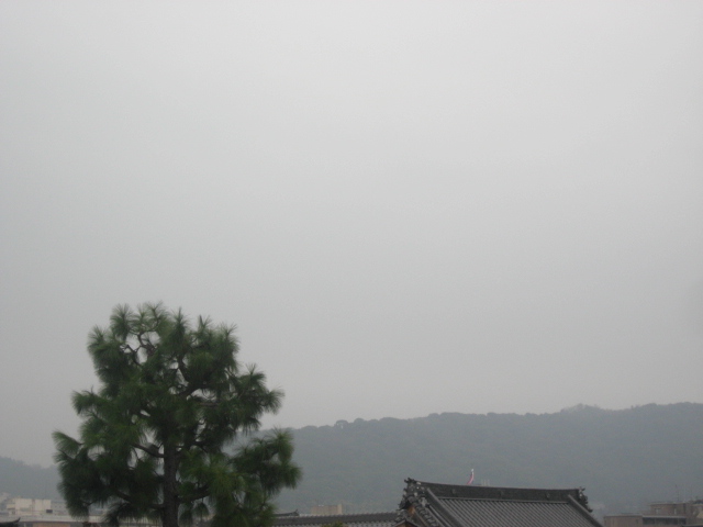 画像: 午後から雨に