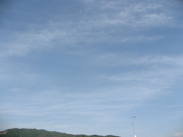 画像: 細い雲が広がって