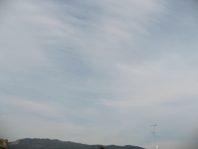 画像: 薄雲。。