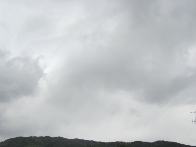 画像: 晴れ間も見えつつ