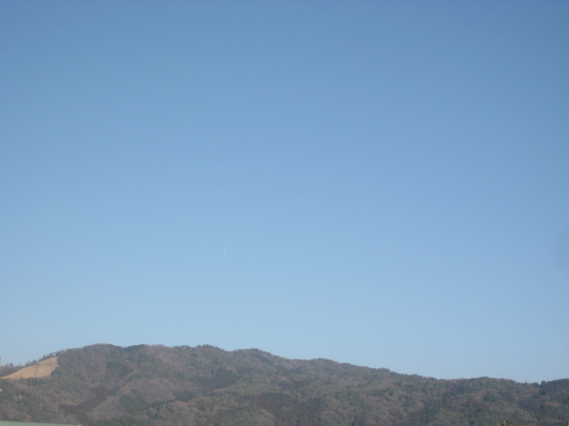 画像: 雲を探しましたが、