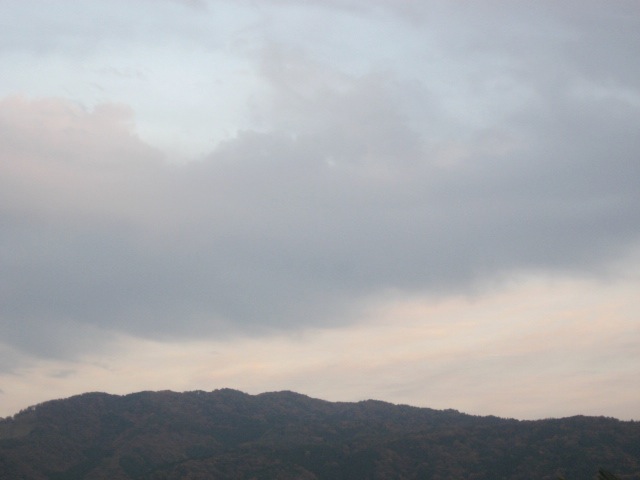 画像: 夕方の空は