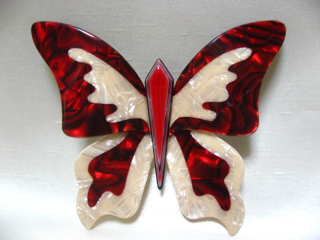 画像: LEA STEIN (リア・スタン)蝶のブローチ